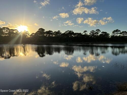 5729 Cypress Creek Drive, Grant, FL 32949