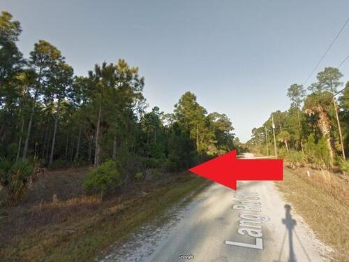566 Lang Road SW, Palm Bay, FL 32908