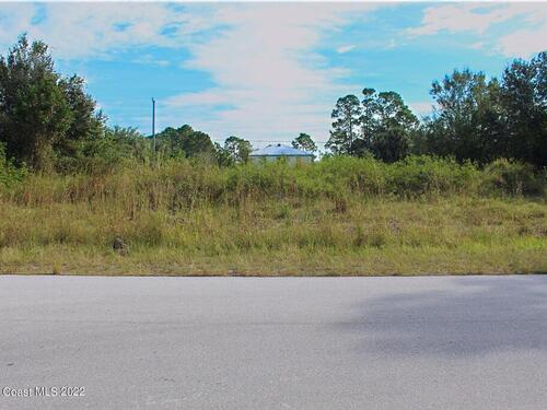 1741 Olympia Avenue SW, Palm Bay, FL 32908