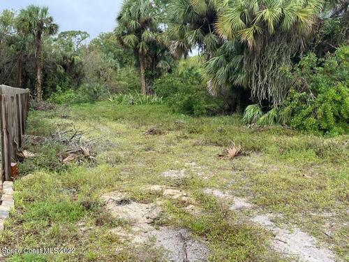 1814 Pine Street, Melbourne, FL 32901