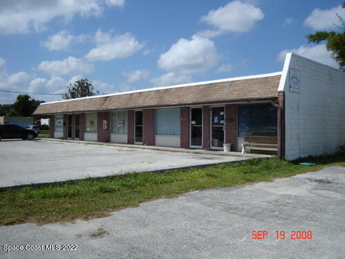 18 W Avenue B, Melbourne, FL 32901