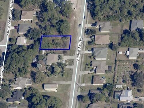 830 De Groodt Road SW, Palm Bay, FL 32908