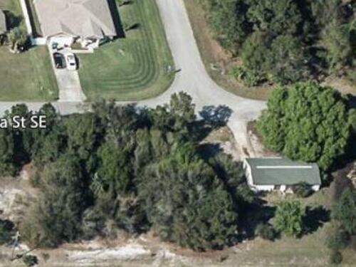 1324 Sagola Street SE, Palm Bay, FL 32909