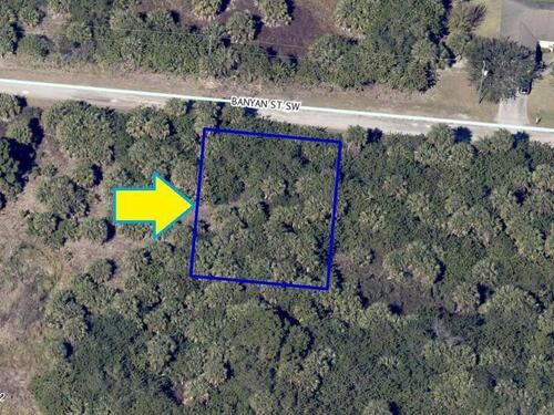 816 Banyan Street SW, Palm Bay, FL 32908