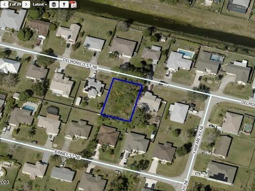656 Delmonico Street NE, Palm Bay, FL 32907