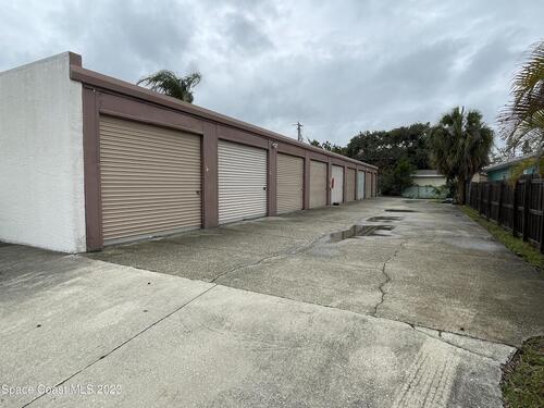 160 Woodland Avenue, Cocoa Beach, FL 32931