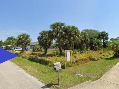 1635 Amador Avenue NW, Palm Bay, FL 32907