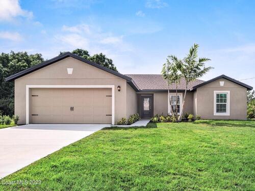 1247 Stadt Road NW, Palm Bay, FL 32907