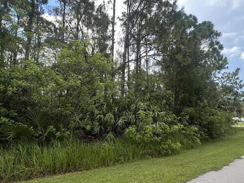 570 Scanlon Road, Palm Bay, FL 32908