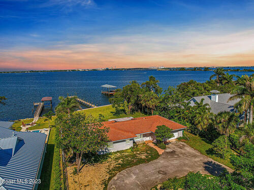 804 S Riverside Drive, Indialantic, FL 32903