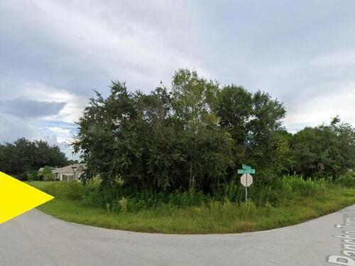 311 Hawthorne Lane NE, Palm Bay, FL 32907