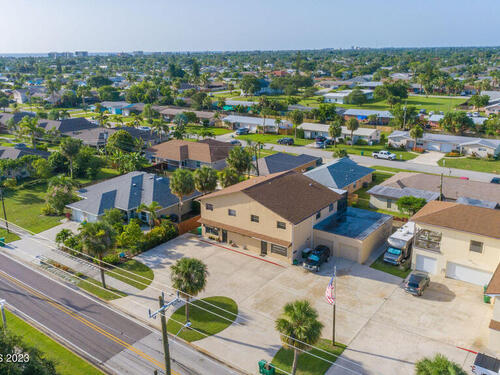 565 Jackson Avenue, Satellite Beach, FL 32937