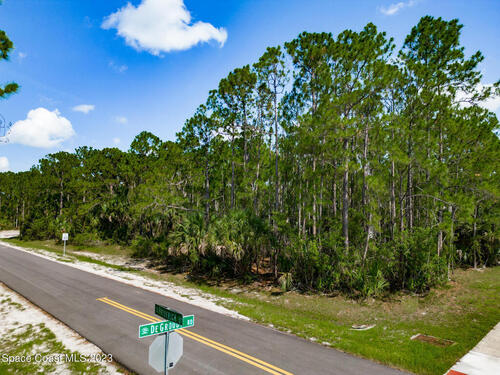 188 Frederick Street SW, Palm Bay, FL 32908