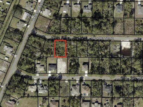 1556 Troost Street SE, Palm Bay, FL 32909