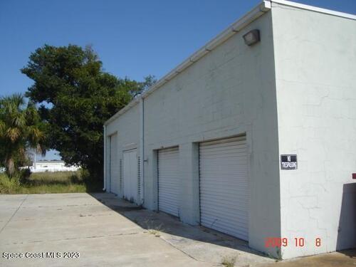 916 Aurora Road, Melbourne, FL 32935