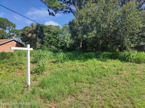 1093 Salina Street SE, Palm Bay, FL 32909