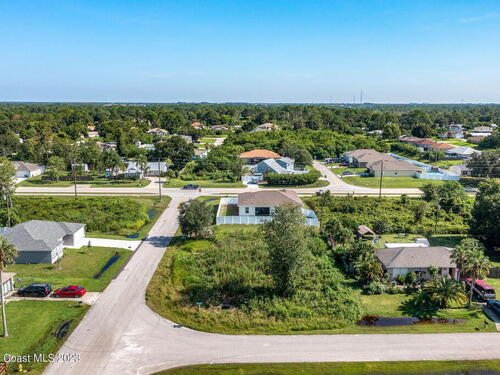 1311 Parade Street SE, Palm Bay, FL 32909