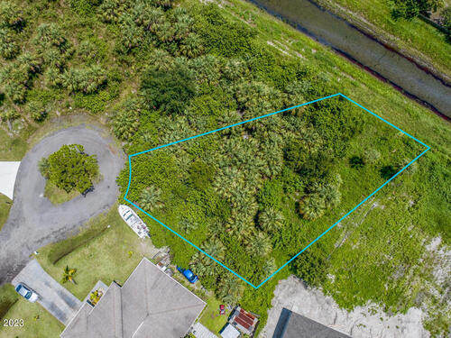 630 Amy Court SW, Palm Bay, FL 32908