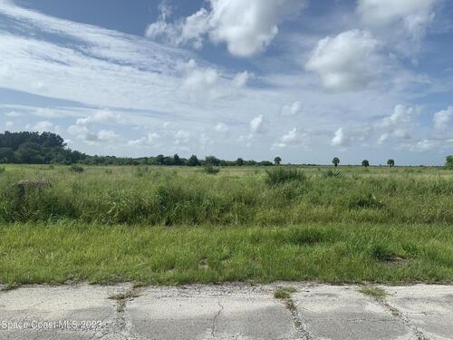 920 Dime Street SW, Palm Bay, FL 32908