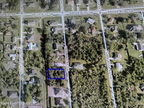 560 Treemont Avenue, Palm Bay, FL 32908