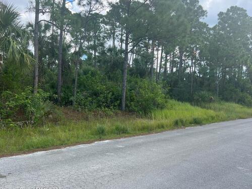 1247 Hathaway Road SW, Palm Bay, FL 32908