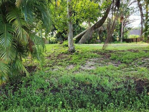 411 El Dorado Avenue SE, Palm Bay, FL 32909