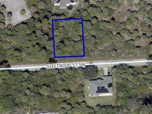 565 Fleetwood Street SW, Palm Bay, FL 32908