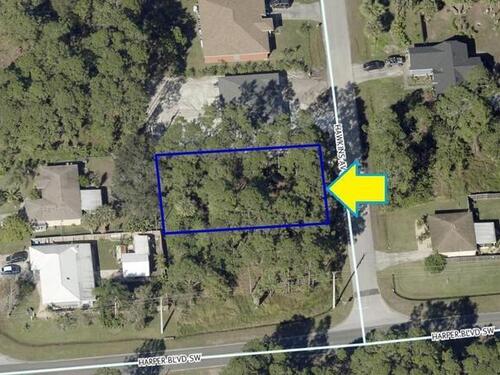 784 Hawkins Avenue SW, Palm Bay, FL 32908