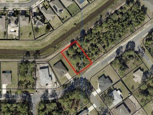 615 Paigo Street SE, Palm Bay, FL 32909