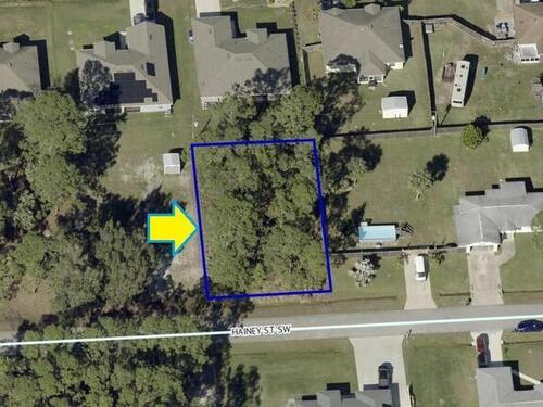 723 Hainey Street SW, Palm Bay, FL 32908
