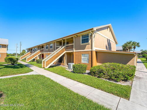 242 Bristol Court, Melbourne, FL 32935