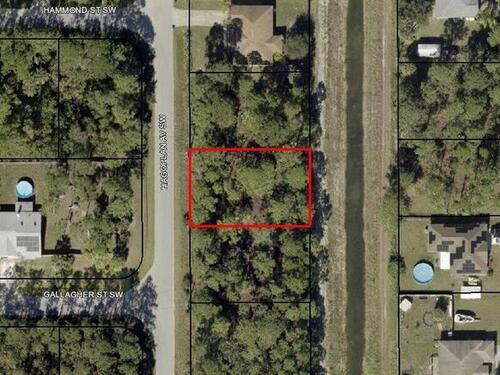 2555 Hagoplan Avenue SW, Palm Bay, FL 32908