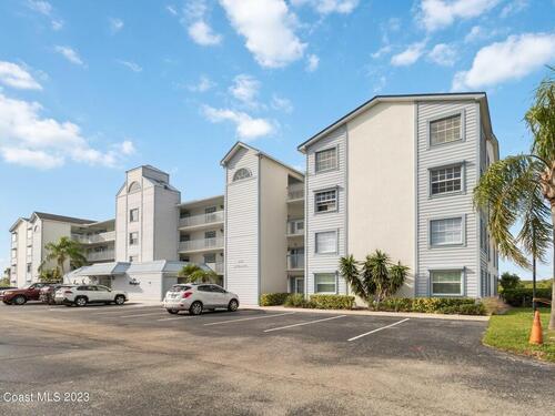 660 S Brevard Avenue, Cocoa Beach, FL 32931