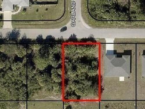 574 Oldenberg Street SW, Palm Bay, FL 32908