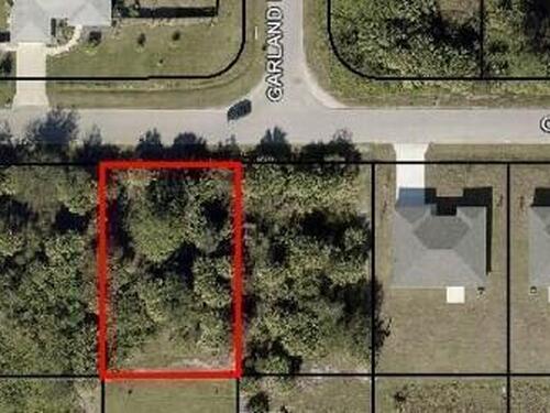 582 Oldenberg Street SW, Palm Bay, FL 32908