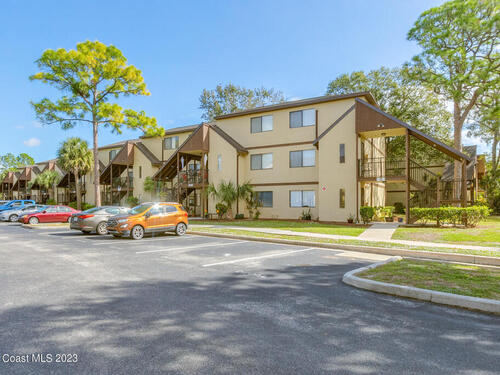 7820 Shadowood Drive, Melbourne, FL 32904