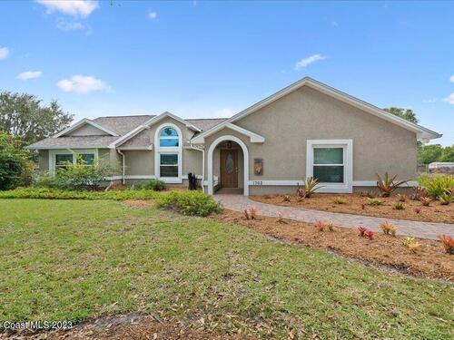 1762 Plantation Circle SE, Palm Bay, FL 32909