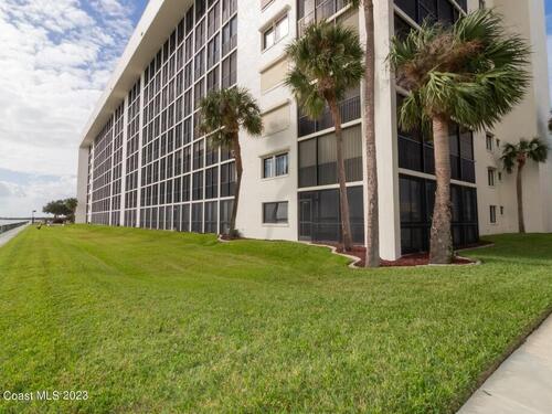 300 S Sykes Creek Parkway, Merritt Island, FL 32952