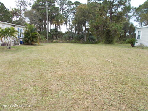 313 Papaya Circle, Sebastian, FL 32976