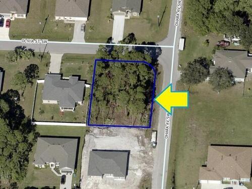 512 Olivia Street SW, Palm Bay, FL 32908