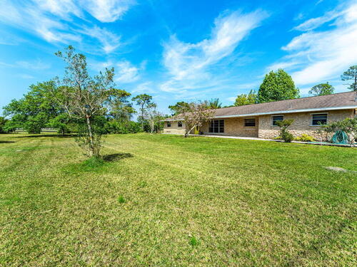 2355 Weber Road, Malabar, FL 32950