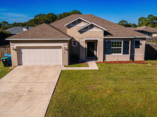 958 Dusseldorf Avenue NW, Palm Bay, FL 32907