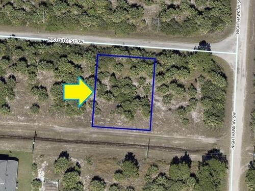 614 Mistletoe Street SW, Palm Bay, FL 32908