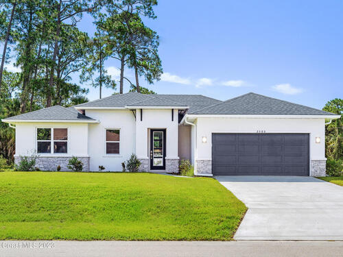 490 Holin Avenue SW, Palm Bay, FL 32908