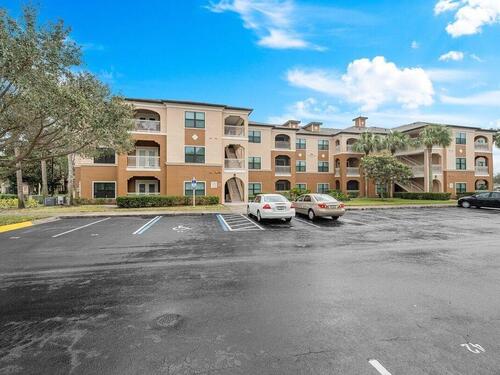 6411 Borasco Drive, Melbourne, FL 32940